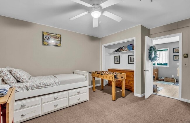 Photo - 8 Winona Ter Unit White Deer Plaza