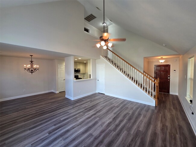 Photo - 10903 Windfern Lakes St