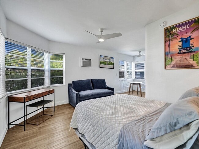 Building Photo - 7143 Bonita Dr Unit 1-4