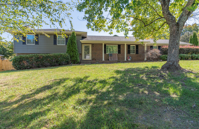 Photo - 3936 S Mission Oaks Dr Apartments Unit Upstairs 3bd 2ba