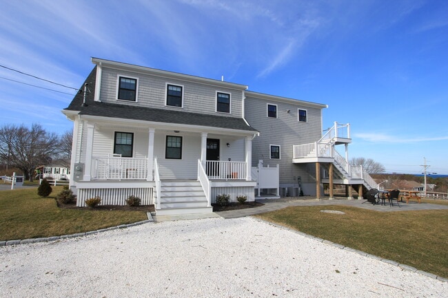 Photo - 69 Knott Ave