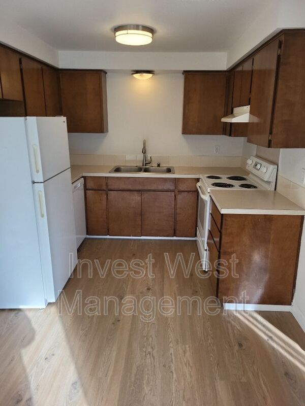 Photo - 3408 E 18th St Unit #N