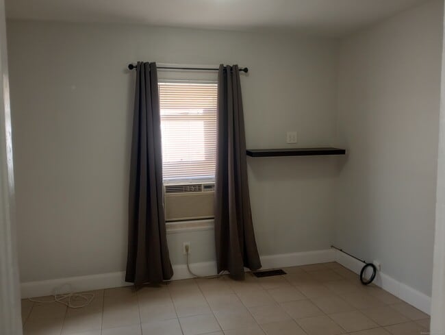 Photo - 92 Thorpe St