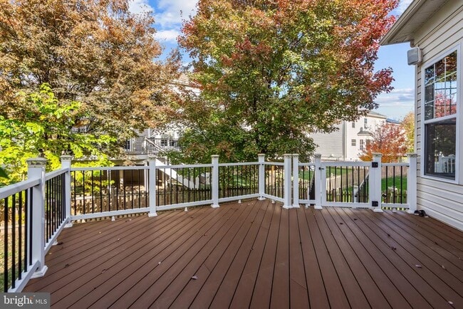 Photo - 41980 Ural Dr