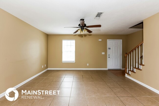 Photo - 144 Dreville Dr