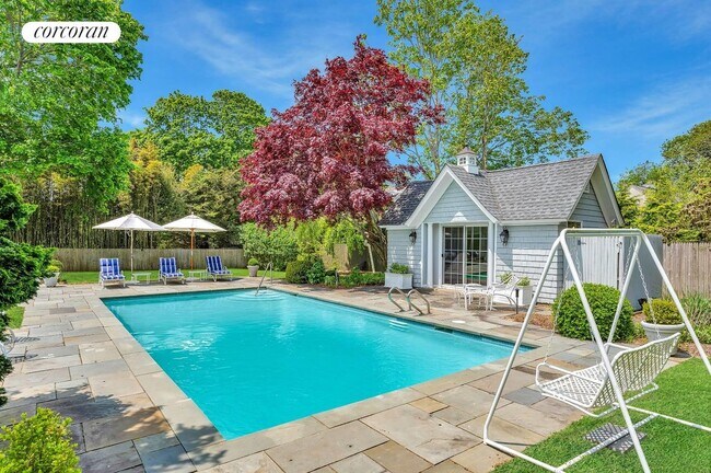 Photo - 35 Toylsome Ln