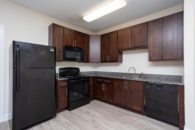 161 Howard Ln