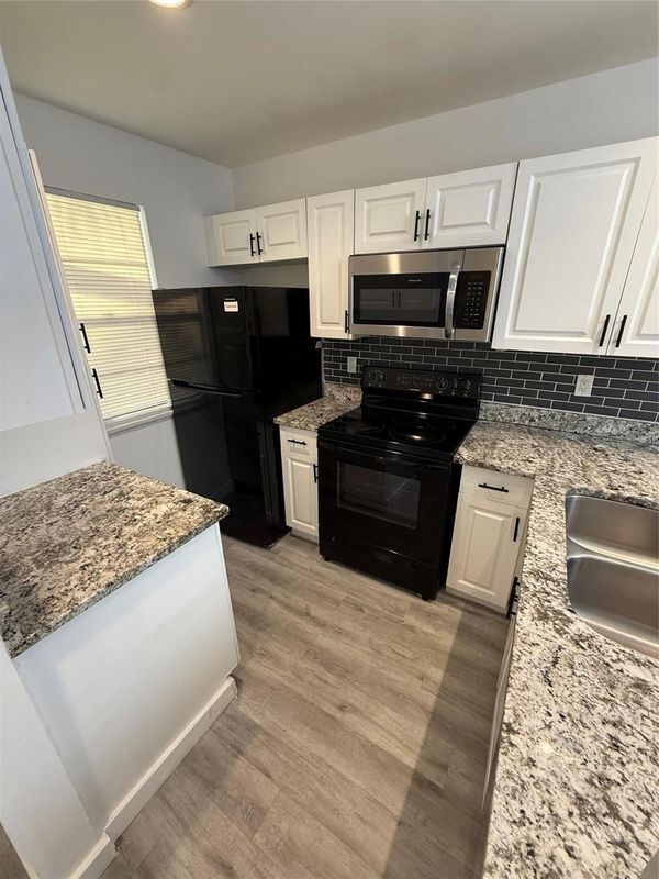 Photo - 8407 Royal Palm Blvd