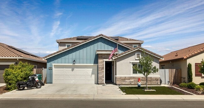 Building Photo - Spacious 5 Bedroom Home in Lodi with 1st f...