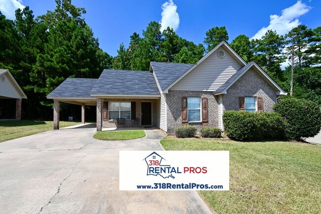 Photo - Three Bed, Two Bath Home in Ruston!