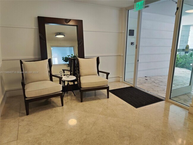 Photo - 611 Ocean Dr Unidad 8E