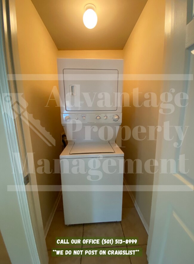 Photo - 1136 N Ash St