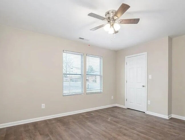 Photo - 1347 Ontario Dr