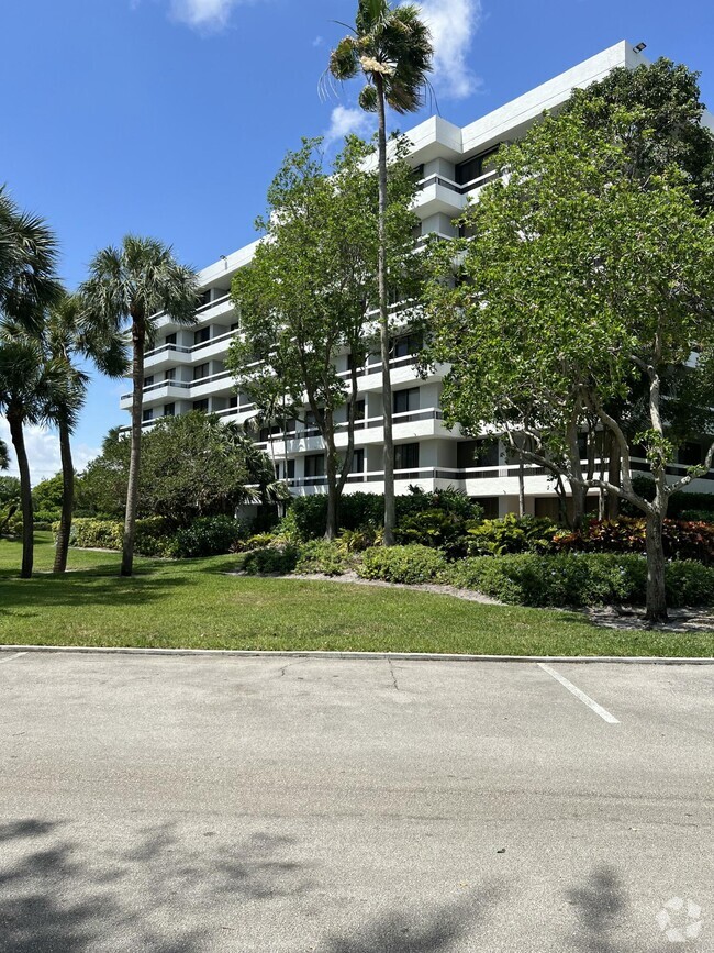 Building Photo - 23200 Camino Del Mar Unit 303 Rental