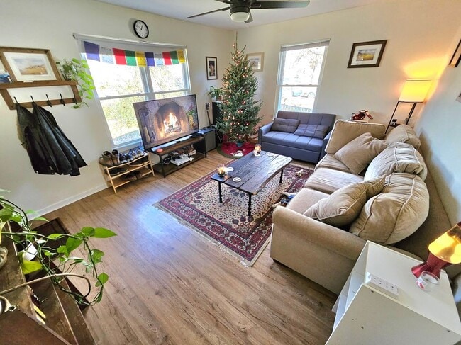 Photo - 306 Ave B