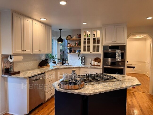 Photo - 24554 SE 39th Pl