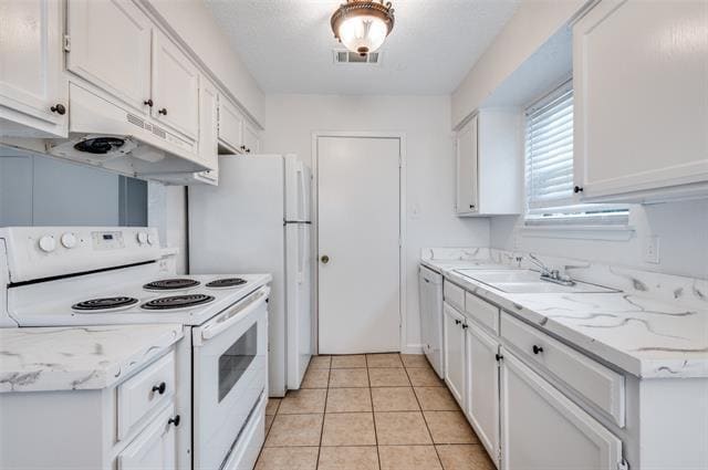 Photo - 215 Roberts Cir