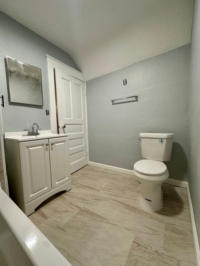 Photo - 914 Garfield Ave Unit 2