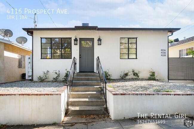 Building Photo - Sweet Front 1 Bed/ 1 Bath Duplex | Complet... Rental