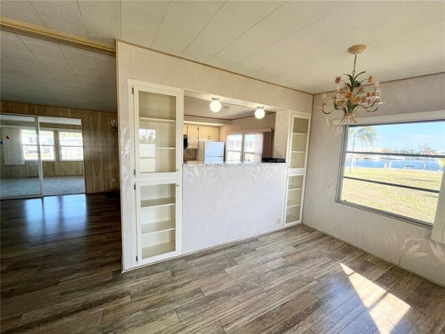 Photo - 1213 31st Ave W