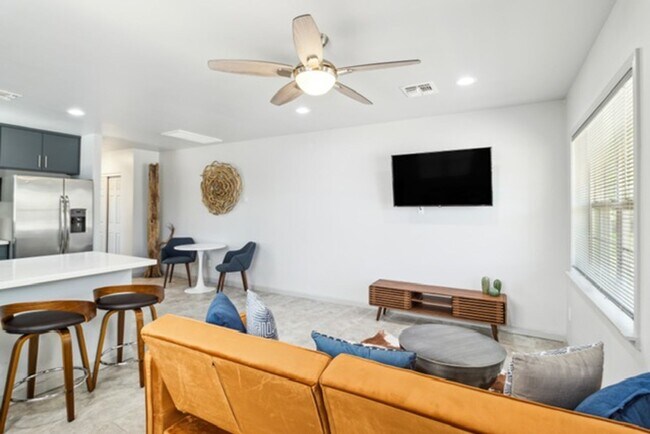 Photo - Utilities Included (a $200+ Savings). Charming Updated Duplex Home in Historic District!