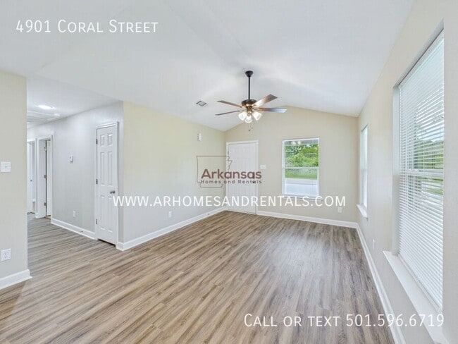 Photo - 4901 Coral St