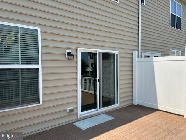 Photo - 215 Keenan Way