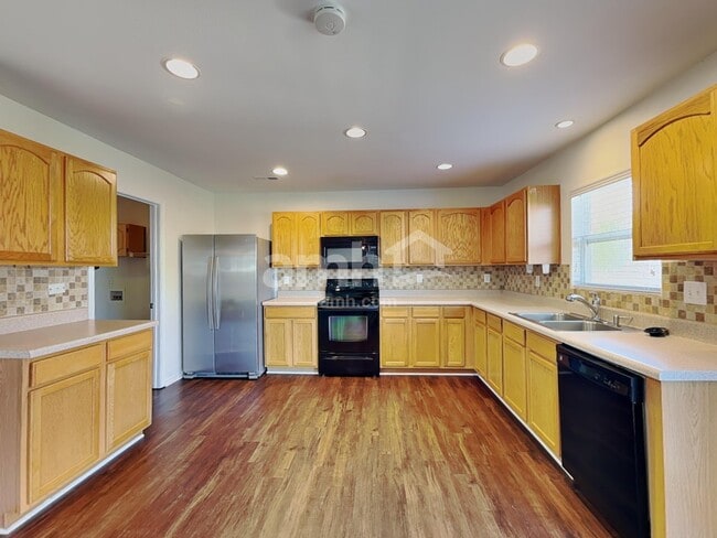 Photo - 1611 Rustic Arch Way