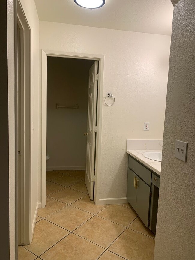 Photo - 3 Bedroom, 2 Bath home in North Hanford