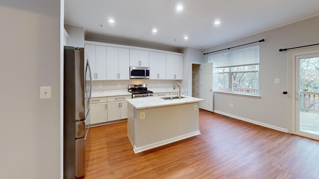 Photo - Updated Three Bedroom Home W/Full Sized Kitchen, Parking, Back Deck, & 2,640 Square Feet!