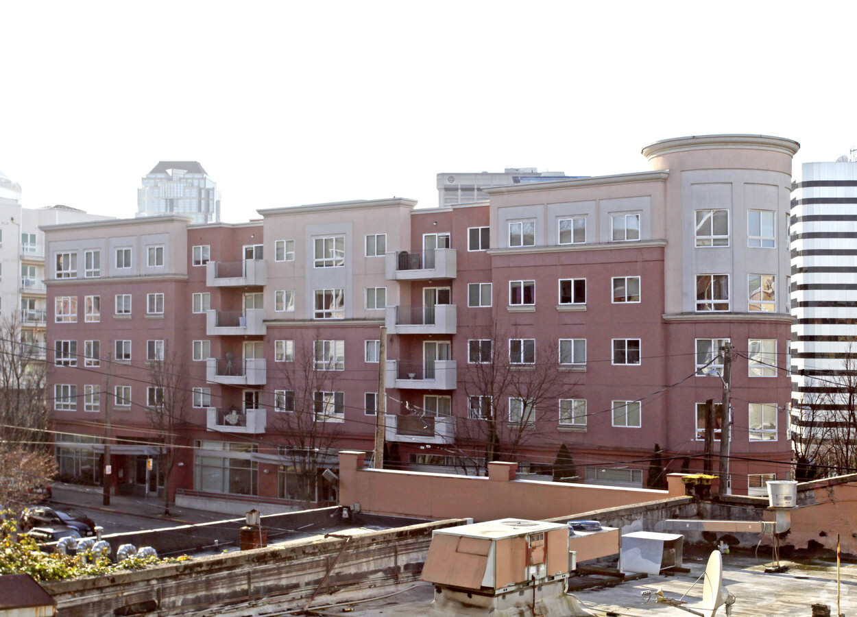 Bellevue Olive Apartments - Bellevue Olive Apartments