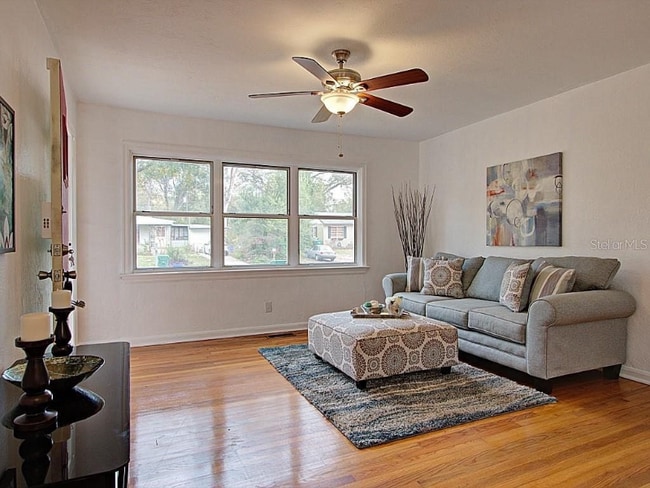 Photo - 604 N Kentucky Ave