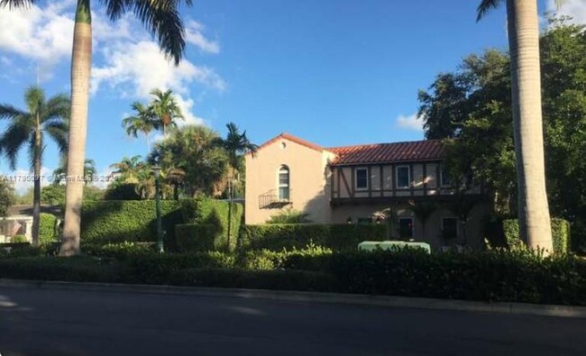 Photo - 339 NE 96th St Casa