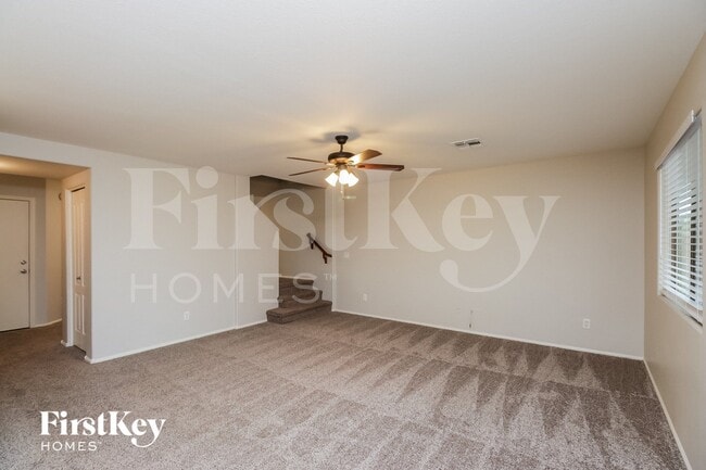 Photo - 284 W Jersey Way