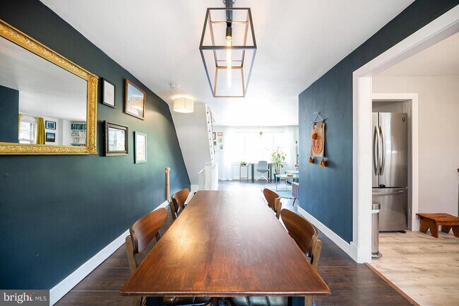 Photo - 125 E Moreland Ave