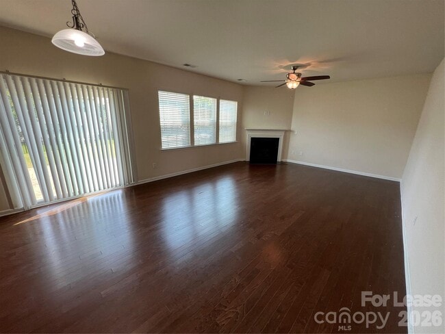Photo - 10374 Rutledge Ridge Dr NW