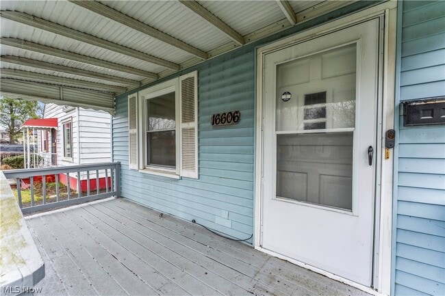 Photo - 16606 Lipton Ave