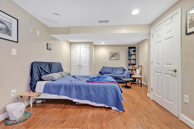 Photo - 1012 N St NW Unidad 1A