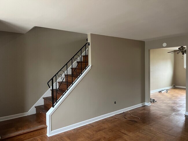 Photo - 16 Franklin Ave