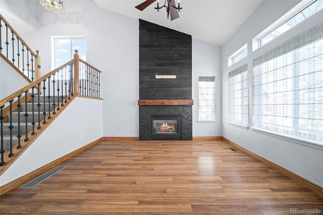 Photo - 421 W English Sparrow Dr