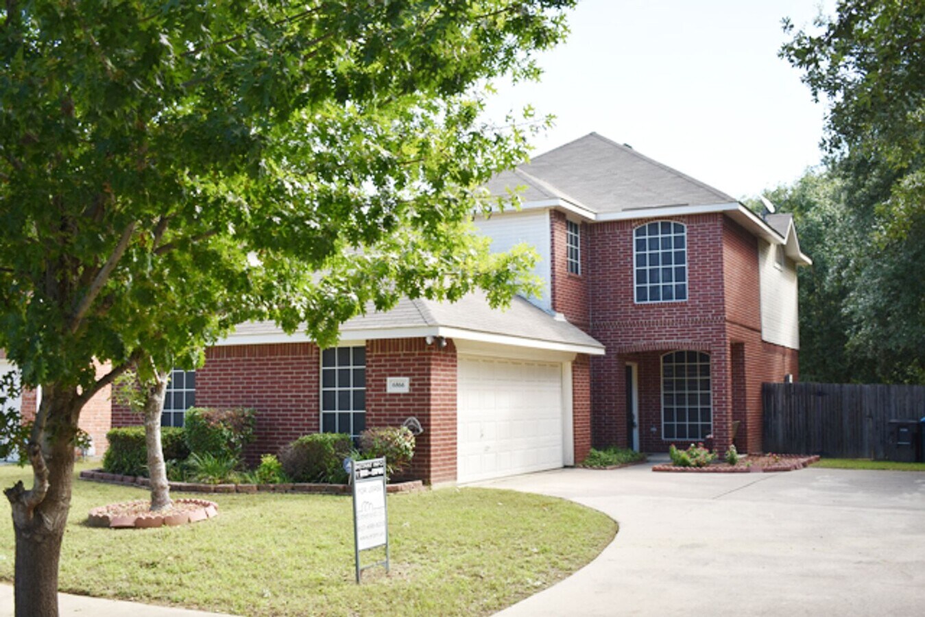 Photo - 6866 Amberdale Dr