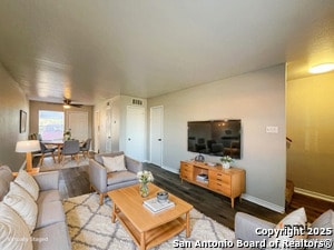 Photo - 2802 Lasses Blvd Apartment Unit 13