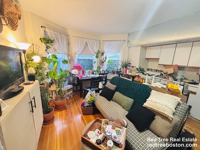 Photo - 33 Lancaster Terrace Unit 105