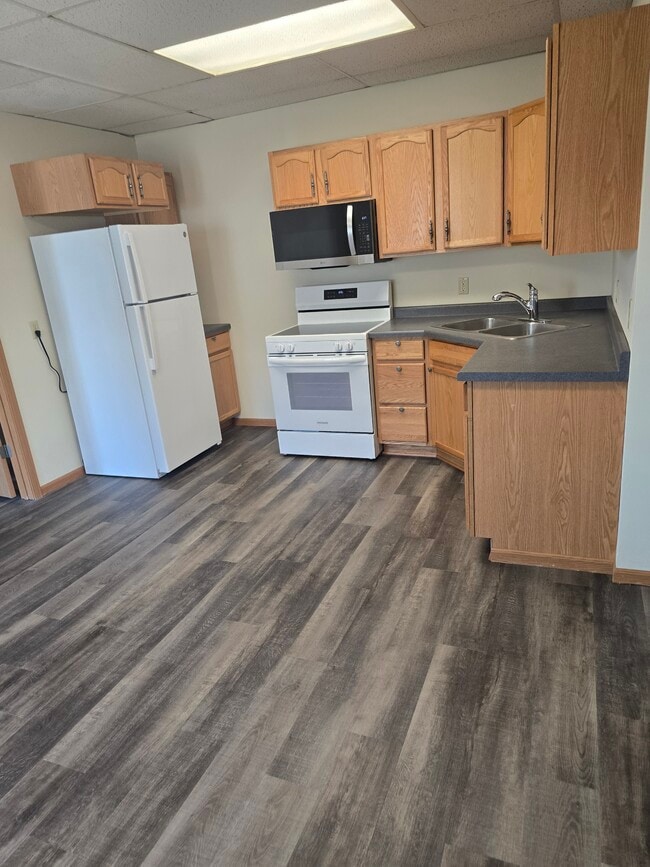 114 2nd Ave N Unit 1