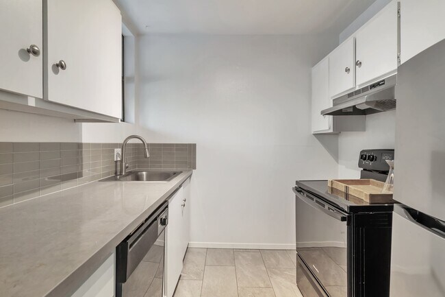 Photo - 6351 139th Pl NE Unit 155