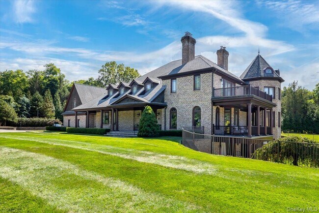 2 Sunset Ln