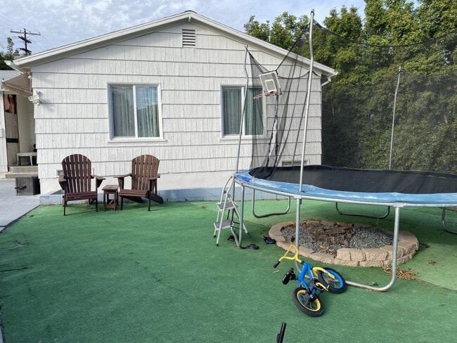 Photo - 5254 San Jacinto Pl