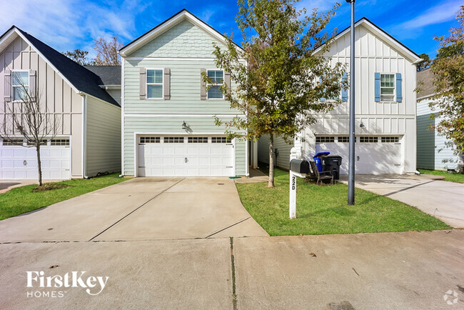 Building Photo - 22 E Newnan Rd Rental