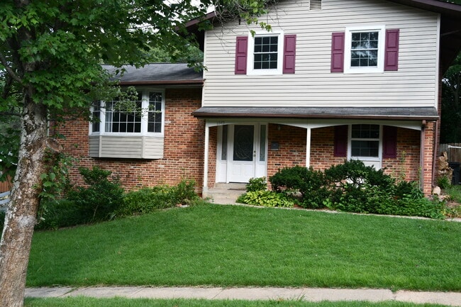 Building Photo - 6943 Nashville Rd Rental