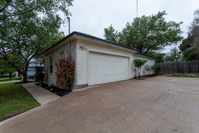 Photo - Inviting 4/BR 2/BA Home with Open Layout a...